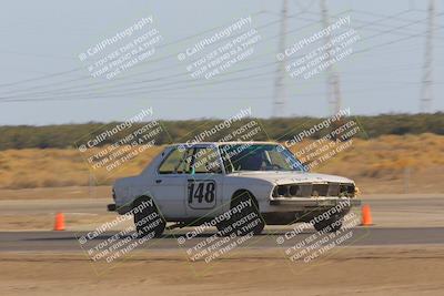 media/Oct-02-2022-24 Hours of Lemons (Sun) [[cb81b089e1]]/915am (I-5)/